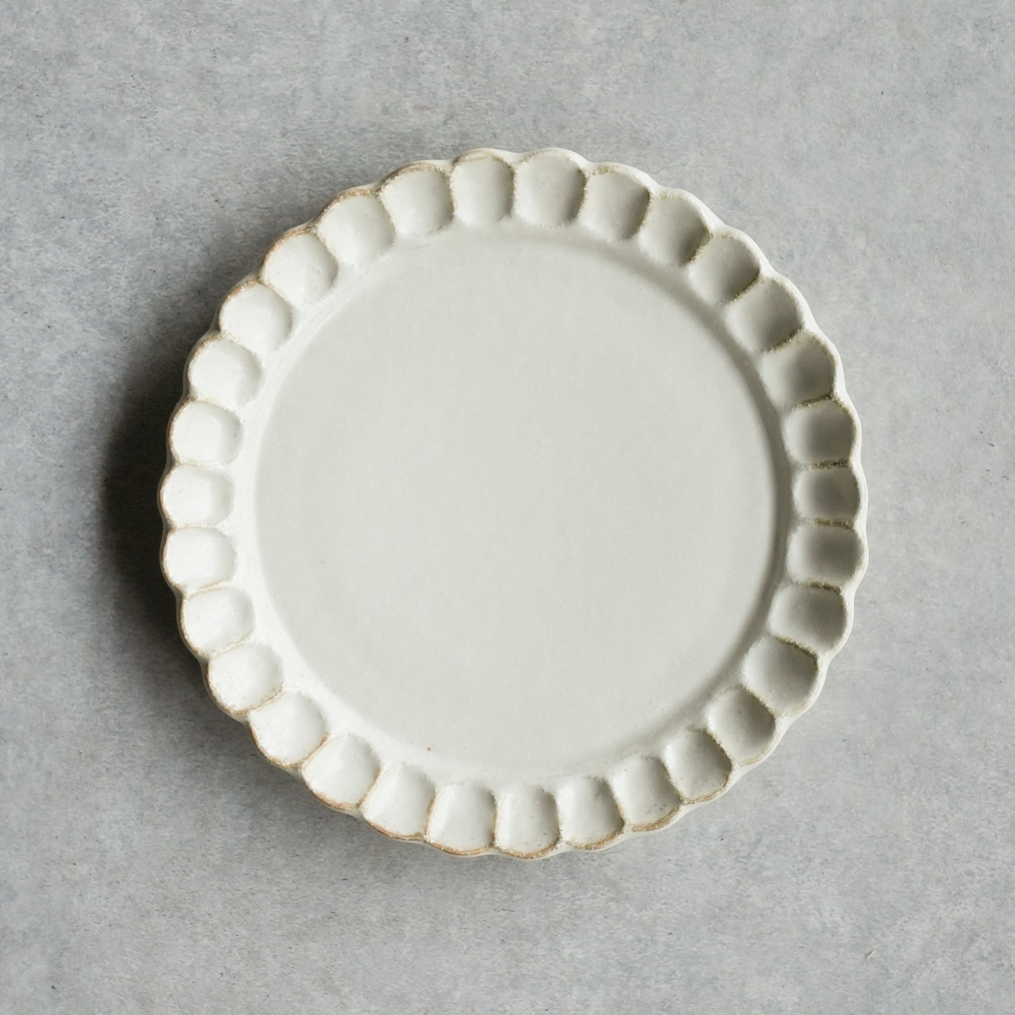 ハートリース ホワイト松かさ＆リンゴ 317118456_6127304330612887_425