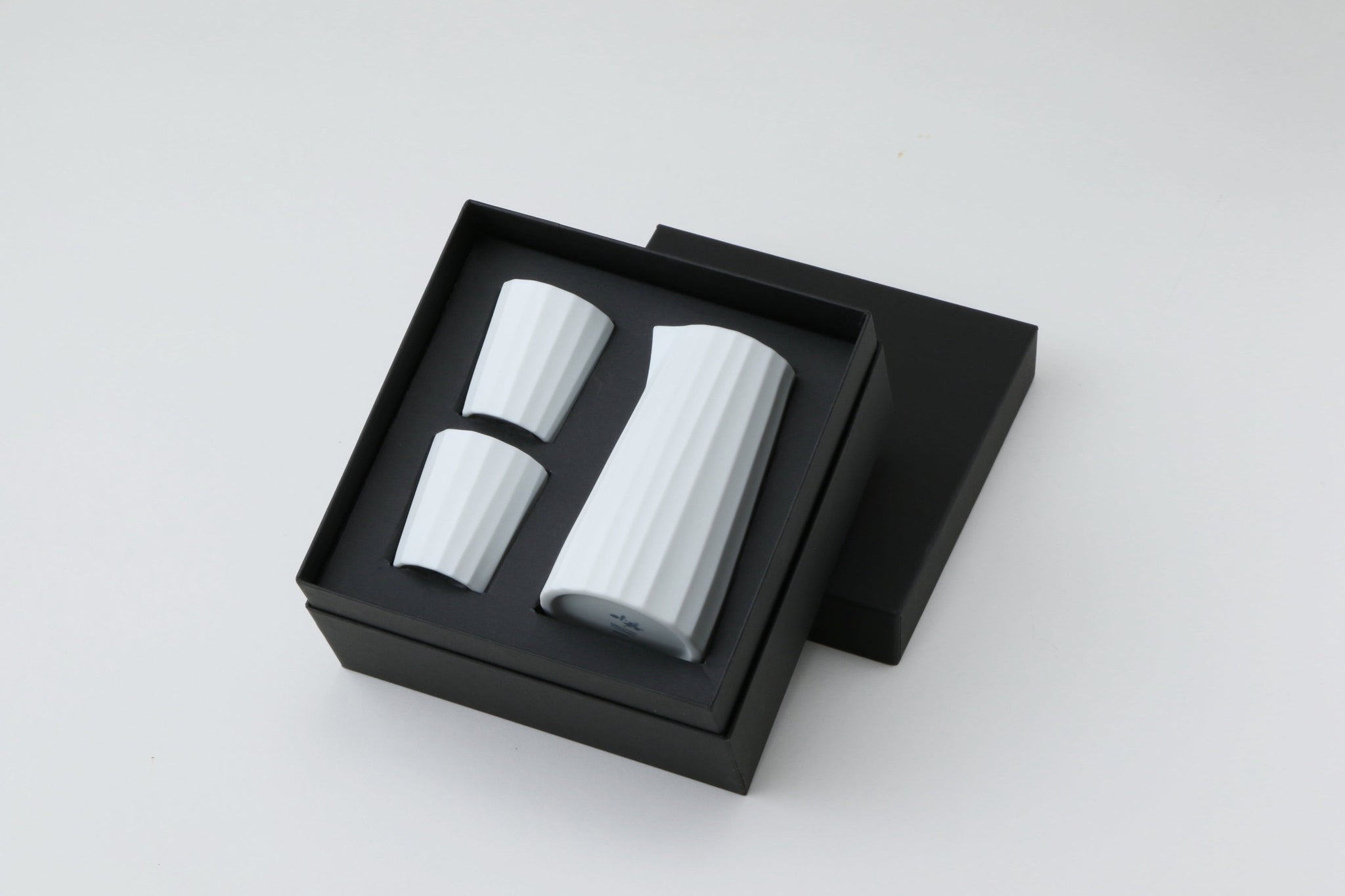 コンラン 酒器セット（ギフトBOX入り） – カネコ小兵公式
